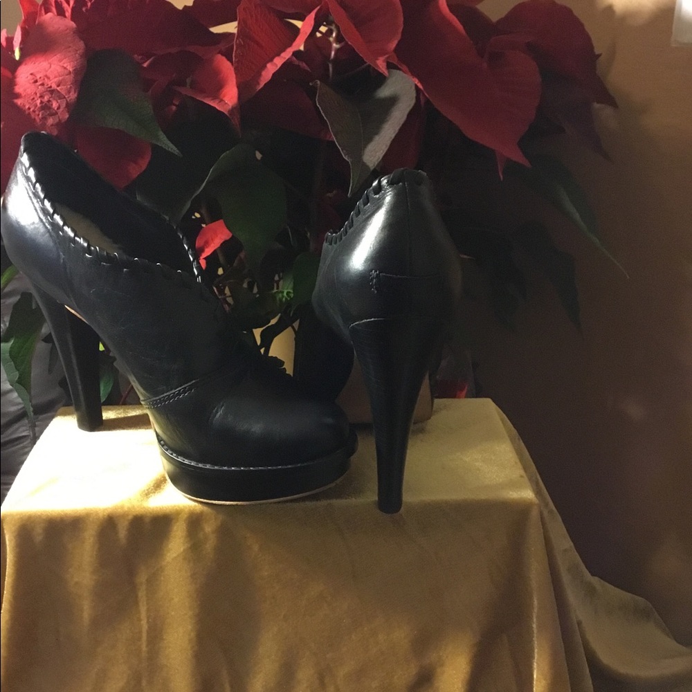 Women shoes